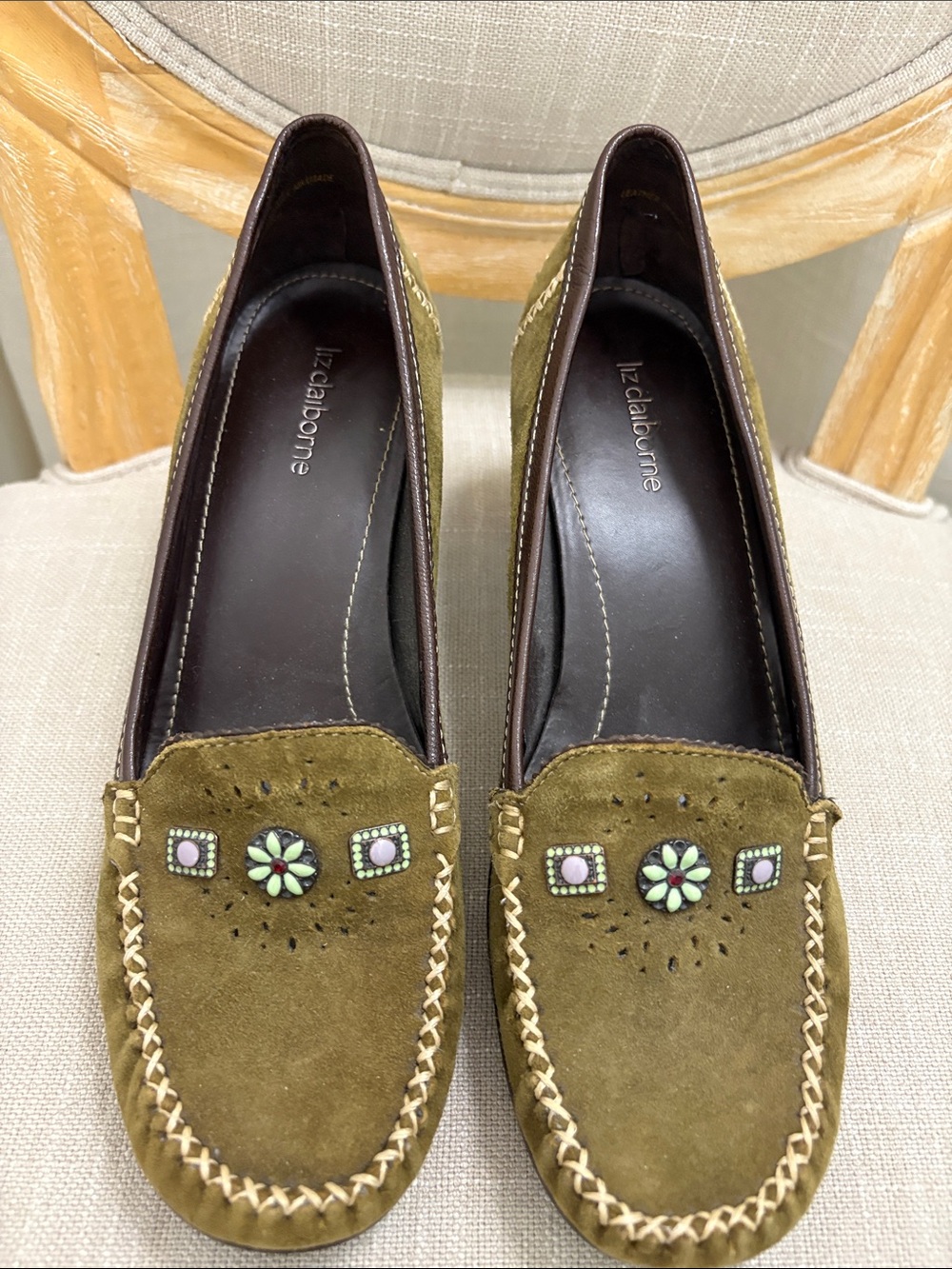 Liz Claiborne Olive Suede Beaded Moccasin Loafers with Contrasting Trim